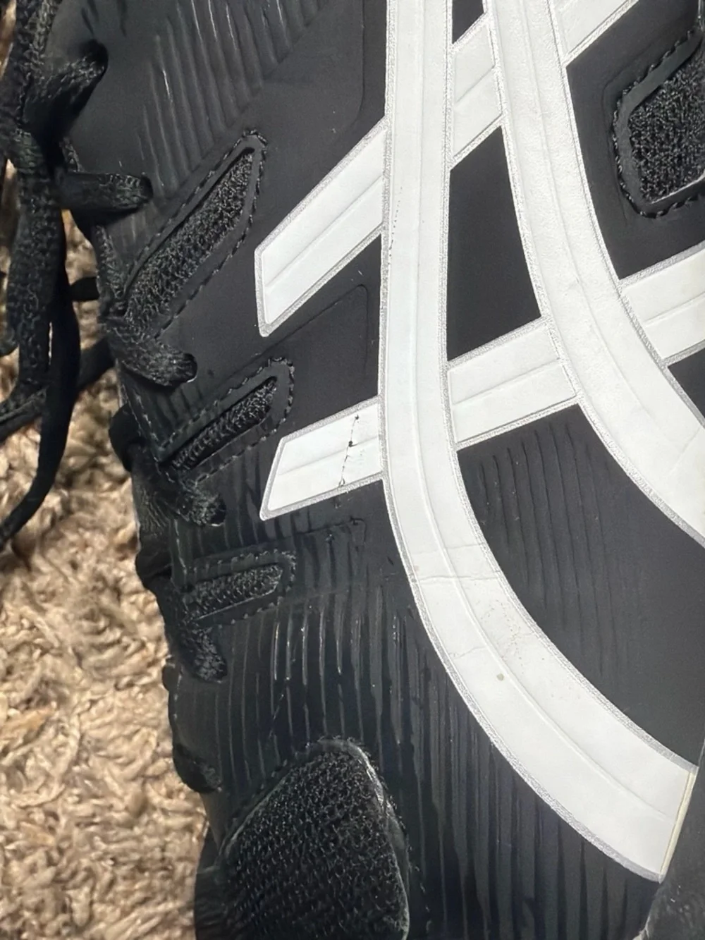 ASICS Gel-Rocket Men’s Size 14 Black White Gum Indoor Volleyball Shoes 1071A030